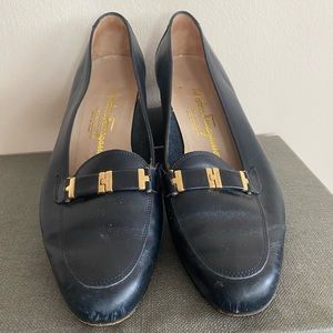 Vintage Ferragamo flats